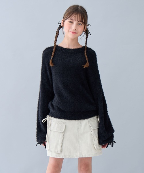 Amourire girl（アムリールガール）の「袖リボンシャギーニットプルオーバー（130㎝～160㎝）（ニット/セーター・キッズ・イエロー/パープル/ベージュ/オフホワイト/ブルー/ブラック/ピンク・160cm/130cm/140cm/150cm）」の9枚目の写真