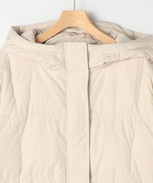 MICO COULIER（ミコクリエ）の「フードロングピュアダウンコート（ダウンジャケット/コート・レディース・ブラック/ベージュ・38）」の4枚目の写真