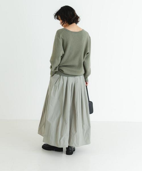 URBAN RESEARCH（アーバンリサーチ）の「メモリータフタボリュームスカート（スカート・レディース・グリーン系その他/ブラック/チャコールグレー・36/38）」の8枚目の写真