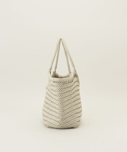 IENA dragon CHAINBUCKETSMALLバッグホワイトplage IENA（イエナ）の「DRAGON/ドラゴン NANTUCKET BASKET BIG バッグ 8822