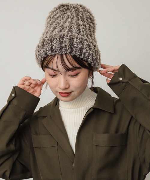 柴田ひかり着用 Supreme tassel beanie