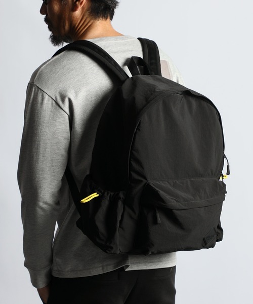 The DUFFER of ST.GEORGE(ザダファーオブセントジョージ)の「〔BLACK LABEL〕GYM BACKPACK:ジム バックパック リュック(バックパック/リュック・メンズ・ブラック・F)」の2枚目の写真