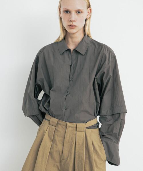 LAATO(ラート)の「slit tack pants(その他パンツ・レディース・キャメル/ダークグレー・FREE/TALL)」の5枚目の写真