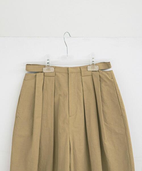LAATO(ラート)の「slit tack pants(その他パンツ・レディース・キャメル/ダークグレー・FREE/TALL)」の10枚目の写真