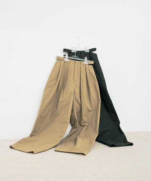 LAATO(ラート)の「slit tack pants(その他パンツ・レディース・キャメル/ダークグレー・FREE/TALL)」の11枚目の写真