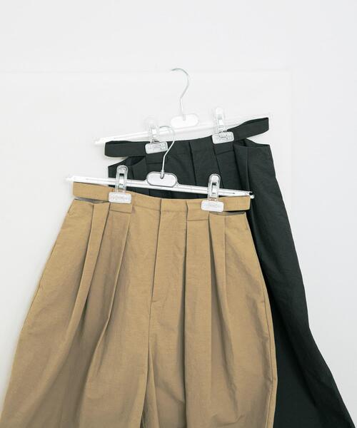 LAATO(ラート)の「slit tack pants(その他パンツ・レディース・キャメル/ダークグレー・FREE/TALL)」の13枚目の写真