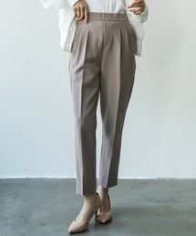 センタープレステーパードパンツ