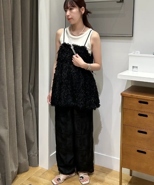 ROSE BUD（ローズバッド）の「ＦＲＩＮＧＥ　ＣＡＭＩＳＯＬＥ　ＢＬＯＵＳＥ（シャツ/ブラウス・レディース・ブラック/ホワイト・ONE SIZE）」の17枚目の写真