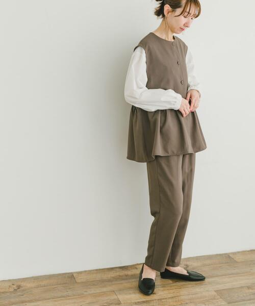 ITEMS URBANRESEARCH（アイテムズ アーバンリサーチ）の「ペプラムブラウス×パンツ3セット（セットアップ・レディース・ブラック/モカ/ホワイト系その他・FREE）」の20枚目の写真