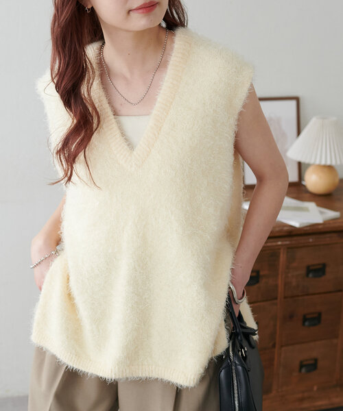 ライトフェザーヤーンVネックベスト（ベスト）｜DISCOAT（ディスコート