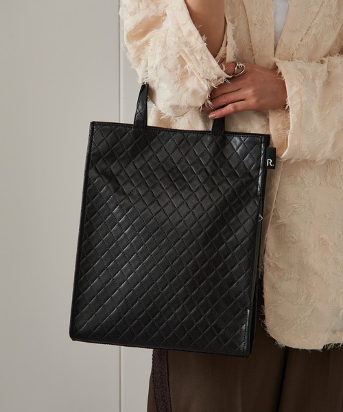 ROOTOTE(ルートート)の「【ROOTOTE】トートバッグ LT.アーキャトル.Classic-B(トートバッグ・レディース・ゴールド/ネイビー/ブラック系1/シルバー/ブラック・FREE)」の3枚目の写真