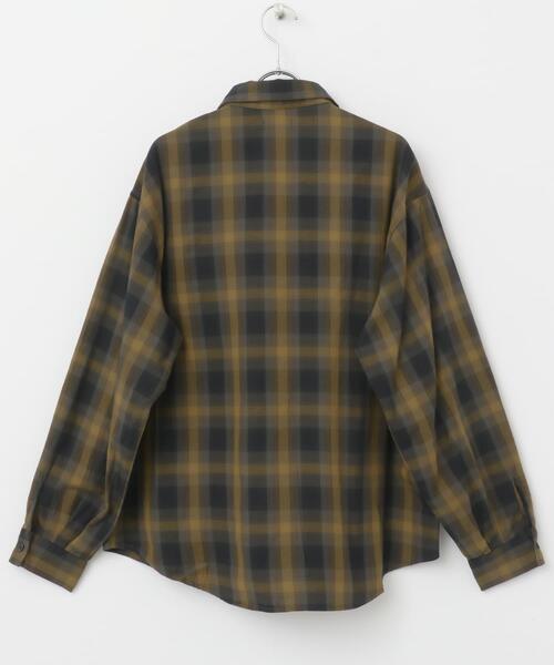 ITEMS URBANRESEARCH(アイテムズ アーバンリサーチ)の「オンブレチェック ロングスリーブシャツ(シャツ/ブラウス・メンズ・ベージュ/ブラック/ブラウン・LARGE/MEDIUM)」の20枚目の写真
