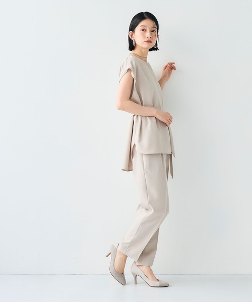 CROSS FUNCTION（クロスファンクション）の「《シワになりにくい》サマナチュラ リネンライクベルト付きフレンチスリーブブラウス【CF/クロスファンクション】（シャツ/ブラウス・レディース・ライトベージュ/チャコールグレー・M/L/LL）」の8枚目の写真