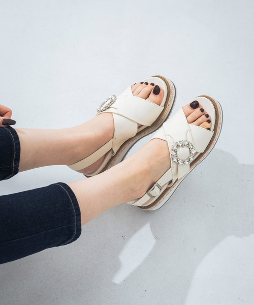 EVOL（イーボル）の「【軽量・S-LLサイズ展開】クロスベルトジュートビジューサンダル IY5716（サンダル・レディース・ホワイト/ブラック/シルバー・S/M/L/LL）」の14枚目の写真