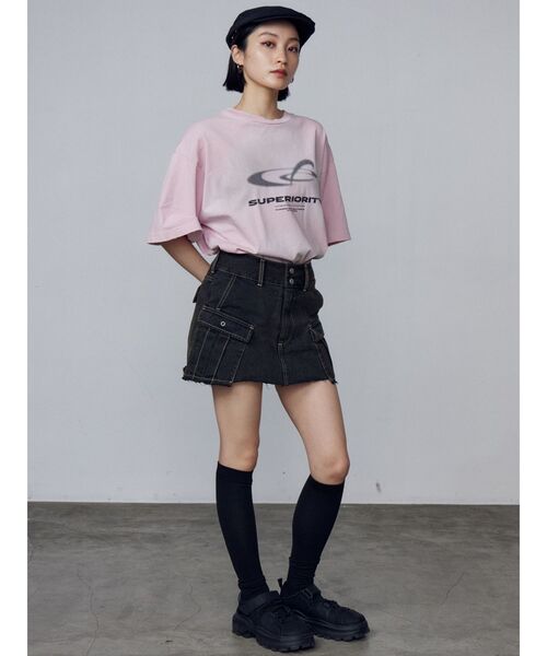 EMODA（エモダ）の「アートグラフィックオーバーTシャツ（Tシャツ/カットソー・レディース・ブラック/グレー/ホワイト/ピンク・FREE）」の22枚目の写真