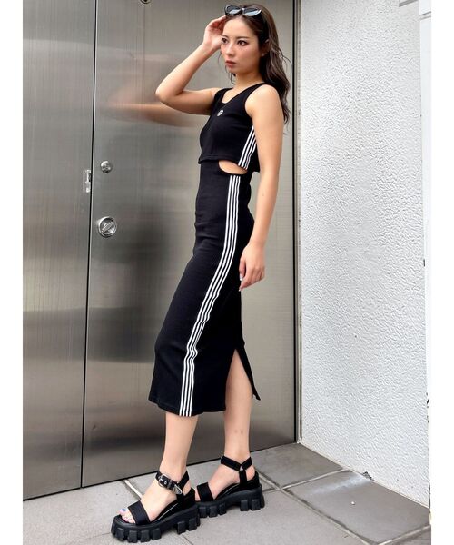 GYDA（ジェイダ）の「GDウエストOPEN SIDEラインノースリテレコロングワンピース（ワンピース・レディース・ベージュ/スカイブルー/ブラック・FREE）」の14枚目の写真