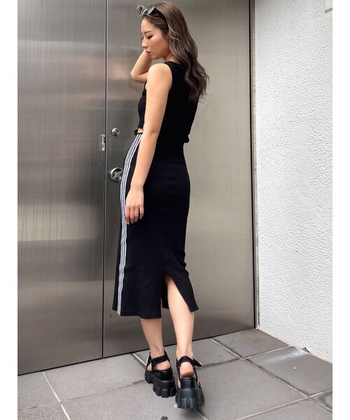 GYDA（ジェイダ）の「GDウエストOPEN SIDEラインノースリテレコロングワンピース（ワンピース・レディース・ベージュ/スカイブルー/ブラック・FREE）」の15枚目の写真