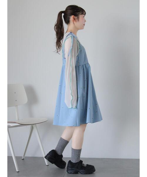 ehka sopo(エヘカソポ)の「配色メローシアーカットソー(Tシャツ/カットソー・レディース・ブラック/サックスブルー/オフホワイト・F)」の9枚目の写真