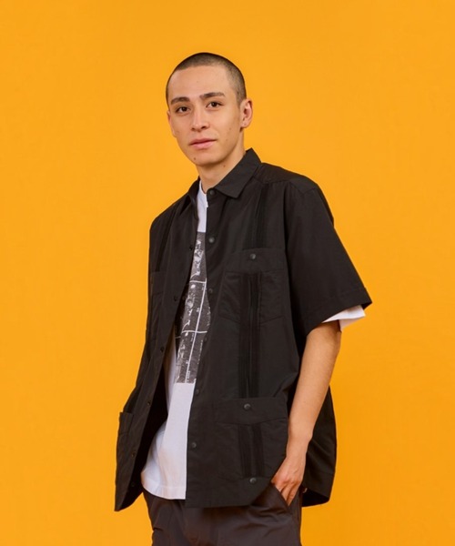 BURLAP OUTFITTER(バーラップアウトフィッター)の「S/S GUAYABERA SHIRT/ショートスリーブ ガヤベラ シャツ(シャツ/ブラウス・メンズ・ベージュ系その他/ネイビー/オフホワイト/ブラック/ブルー系その他/グレー系その他・LARGE/SMALL/MEDIUM/X-LARGE)」の1枚目の写真