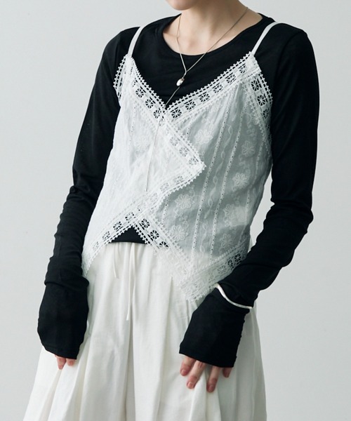 Trish(トリッシュ)の「コットンレースビスチェ(キャミソール・レディース・ブラック/ホワイト・MEDIUM)」の11枚目の写真