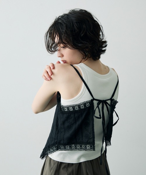 Trish(トリッシュ)の「コットンレースビスチェ(キャミソール・レディース・ブラック/ホワイト・MEDIUM)」の18枚目の写真
