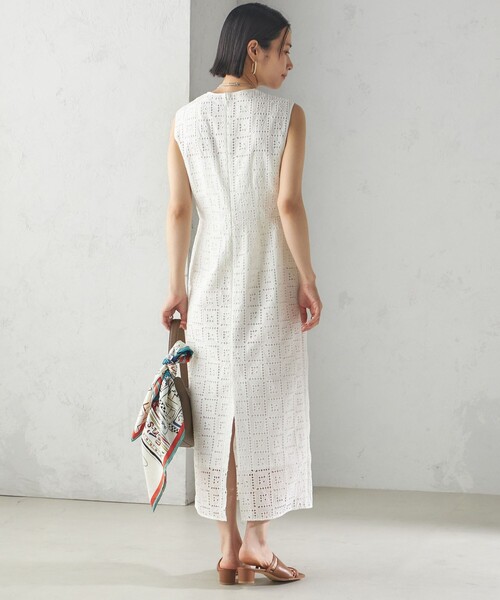 SHIPS（シップス）の「〈手洗い可能〉Broche スクエア レース Iライン ワンピース（ワンピース・レディース・ブラック/オフホワイト・38/36）」の6枚目の写真