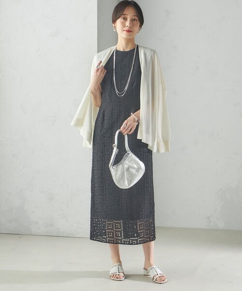 SHIPS（シップス）の「〈手洗い可能〉Broche スクエア レース Iライン ワンピース（ワンピース・レディース・ブラック/オフホワイト・38/36）」の19枚目の写真