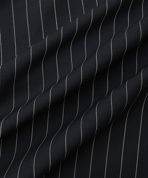 ADAM ET ROPE'（アダムエロペ）の「ストライプオープンカラージャンプスーツ（つなぎ/オールインワン・レディース・ブルー系その他・36/38）」の2枚目の写真