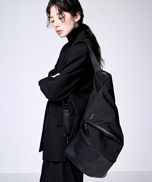 KLON(クローン)の「KLON CONNECT ONE SHOULDER BAG(ドラムバッグ・メンズ・ブラック・FREE)」の20枚目の写真