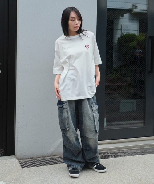 WEGO（ウィゴー）の「WEGO/グラフィックワンポイントT（Tシャツ/カットソー・メンズ・スミクロ/ネイビー/ホワイト系その他/ホワイト/アッシュグレー/ブラック・LARGE/MEDIUM）」の12枚目の写真