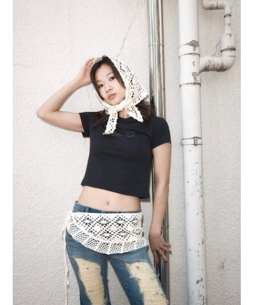 LAGUA GEM(ラグアジェム)の「NECK DRAPE Tシャツ(Tシャツ/カットソー・レディース・ブラック/アイボリー/ベージュ・FREE)」の22枚目の写真