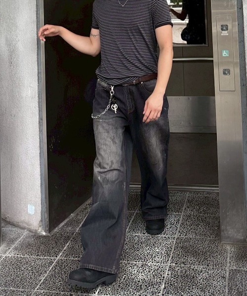Chikashitsu +（チカシツプラス）の「【Chikashitsu +】dirty wash semi wide denim / 【チカシツプラス】ダーティーウォッシングセミワイドデニムパンツ＜着用動画あり＞（デニムパンツ・メンズ・ブラック/ブルー・M/L）」の9枚目の写真