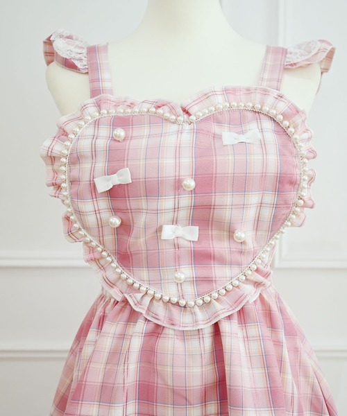 Amavel strawberry basketエプロンジャンスカ