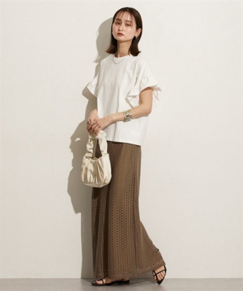 nissen（ニッセン）の「綿１００％　ショルダーフリルＴシャツ（Tシャツ/カットソー・レディース・オフホワイト/チャコール/ピンク/ブラック×ホワイト・M/L）」の21枚目の写真