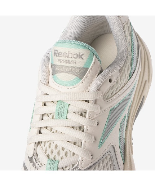Reebok(リーボック)の「プレミアロード プラス Ⅵ / PREMIER ROAD PLUS VI(スニーカー・レディース・アイボリー/ホワイト・23.0cm/23.5cm/24.5cm/24.0cm/25.0cm/25.5cm/26.0cm)」の13枚目の写真