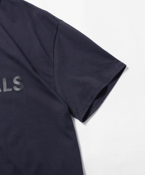 FOG ESSENTIALS(エフオージーエッセンシャルズ)の「FOG ESSENTIALS/エッセンシャルズ FRONT LOGO BOXY TEE SS Tシャツ 半袖 ロゴT(Tシャツ/カットソー・メンズ・ブラウン/ダークネイビー・L/M/XL)」の3枚目の写真