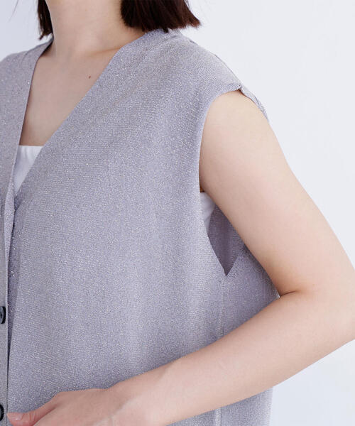 NATURAL BEAUTY BASIC（ナチュラルビューティーベーシック）の「◇スパークＶネックニットベスト（ベスト・レディース・ダークブラウン/グレー/オフホワイト・FREE）」の22枚目の写真