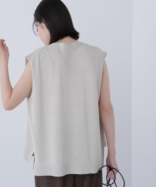 NATURAL BEAUTY BASIC(ナチュラルビューティーベーシック)の「◇スパークVネックニットベスト(ベスト・レディース・ダークブラウン/グレー/オフホワイト・FREE)」の22枚目の写真