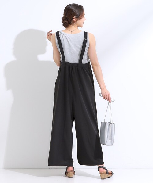 SHOO・LA・RUE（シューラルー）の「【洗える/S-LL】裏がサラサラ やわらか ギャザーサロペット（サロペット/オーバーオール・レディース・チャコールグレー/ブラック/ブラウン系・04/03/02/01）」の9枚目の写真