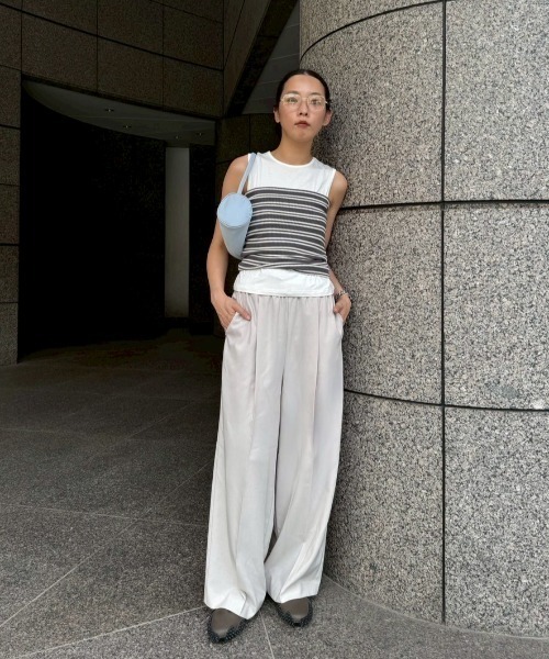 emmi（エミ）の「イージーパンツ（その他パンツ・レディース・ブラック/ライトベージュ/オフホワイト・0/1）」の18枚目の写真