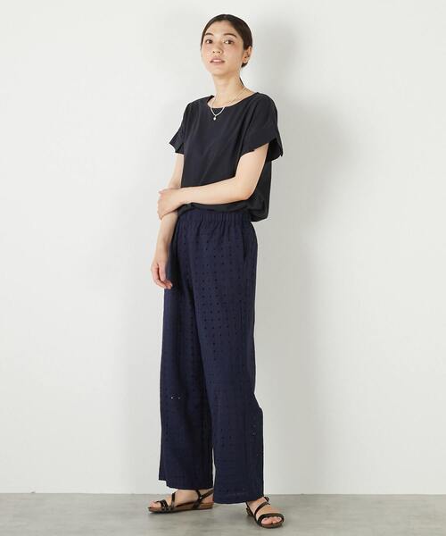 MELROSE claire(メルローズ クレール)の「【接触冷感加工タックデザインフレンチスリーブカットプル】(Tシャツ/カットソー・レディース・ライトグレー/ダークネイビー/イエロー・FREE)」の16枚目の写真