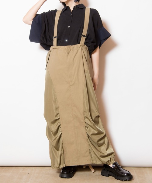 OSMOSIS(オズモーシス)の「サスペンダー付ミリタリースカート(ジャンパースカート・レディース・ベージュ/ブラック/カーキ・ONE SIZE)」の18枚目の写真