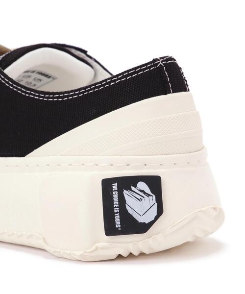 ROYAL FLASH(ロイヤルフラッシュ)の「THE CHOICE IS YOURS/CO Low Sneaker(スニーカー・メンズ・ブラック・42/44/45/41/43)」の4枚目の写真