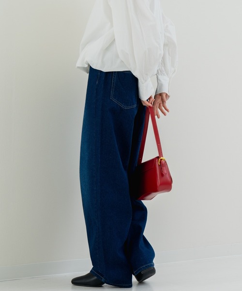 refinedworks（リファインドワークス）の「【refinedworks】脚長カーブパンツ（デニムパンツ・レディース・ブルー/ブラック/インディゴブルー・FREE）」の6枚目の写真