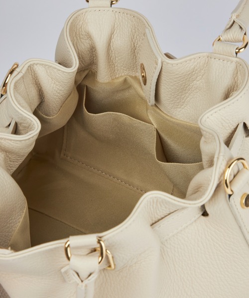 MILOS（ミロス）の「金具付きショルダーバッグ Medium《MILOS》（トートバッグ・レディース・ブラウン/アイボリー/ブラック・フリー）」の6枚目の写真