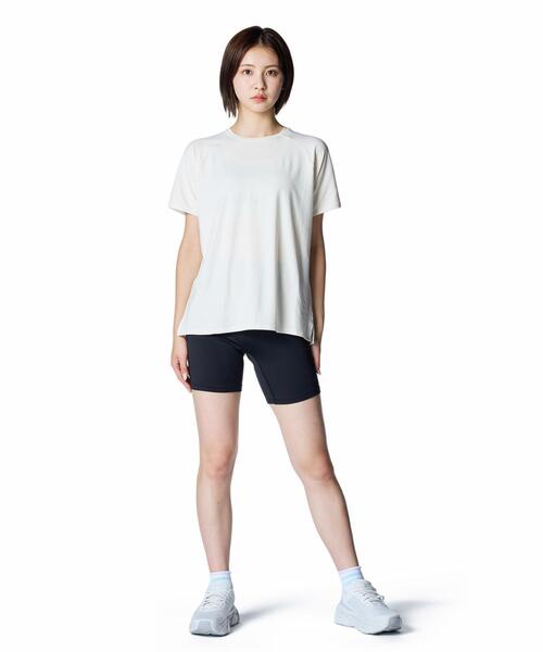 UNDER ARMOUR（アンダーアーマー）の「UAモーション 2イン1 ショーツ（トレーニング/レディース）（その他パンツ・レディース・ブラック・L/S/XL/M）」の6枚目の写真