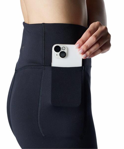 UNDER ARMOUR（アンダーアーマー）の「UAモーション 2イン1 ショーツ（トレーニング/レディース）（その他パンツ・レディース・ブラック・L/S/XL/M）」の8枚目の写真