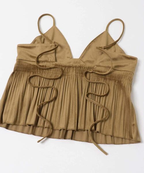 KBF(ケイビーエフ)の「マジョリカプリーツセパレートワンピース(ワンピース・レディース・ブラック/キャメル/ダークブラウン・ONE)」の10枚目の写真