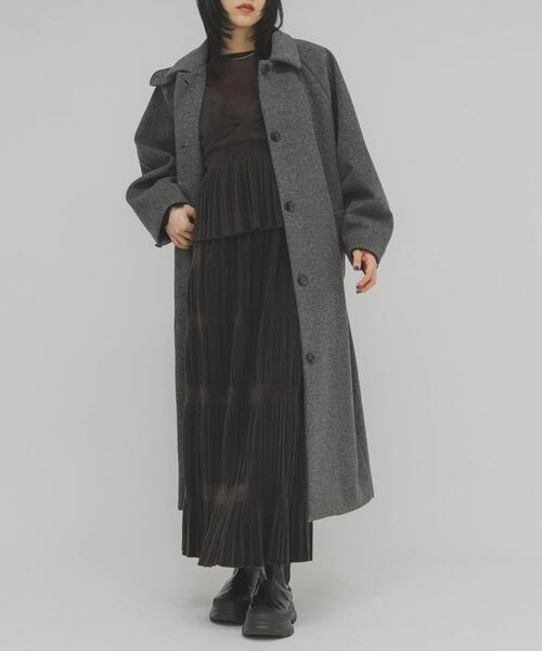 KBF(ケイビーエフ)の「マジョリカプリーツセパレートワンピース(ワンピース・レディース・ブラック/キャメル/ダークブラウン・ONE)」の16枚目の写真