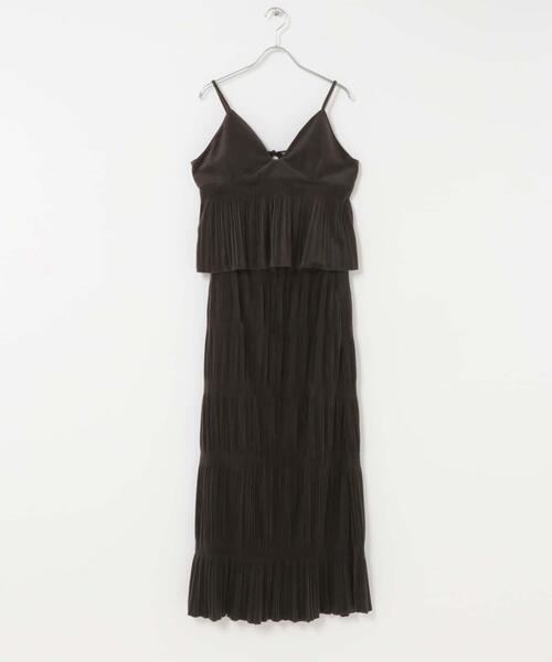 KBF(ケイビーエフ)の「マジョリカプリーツセパレートワンピース(ワンピース・レディース・ブラック/キャメル/ダークブラウン・ONE)」の22枚目の写真